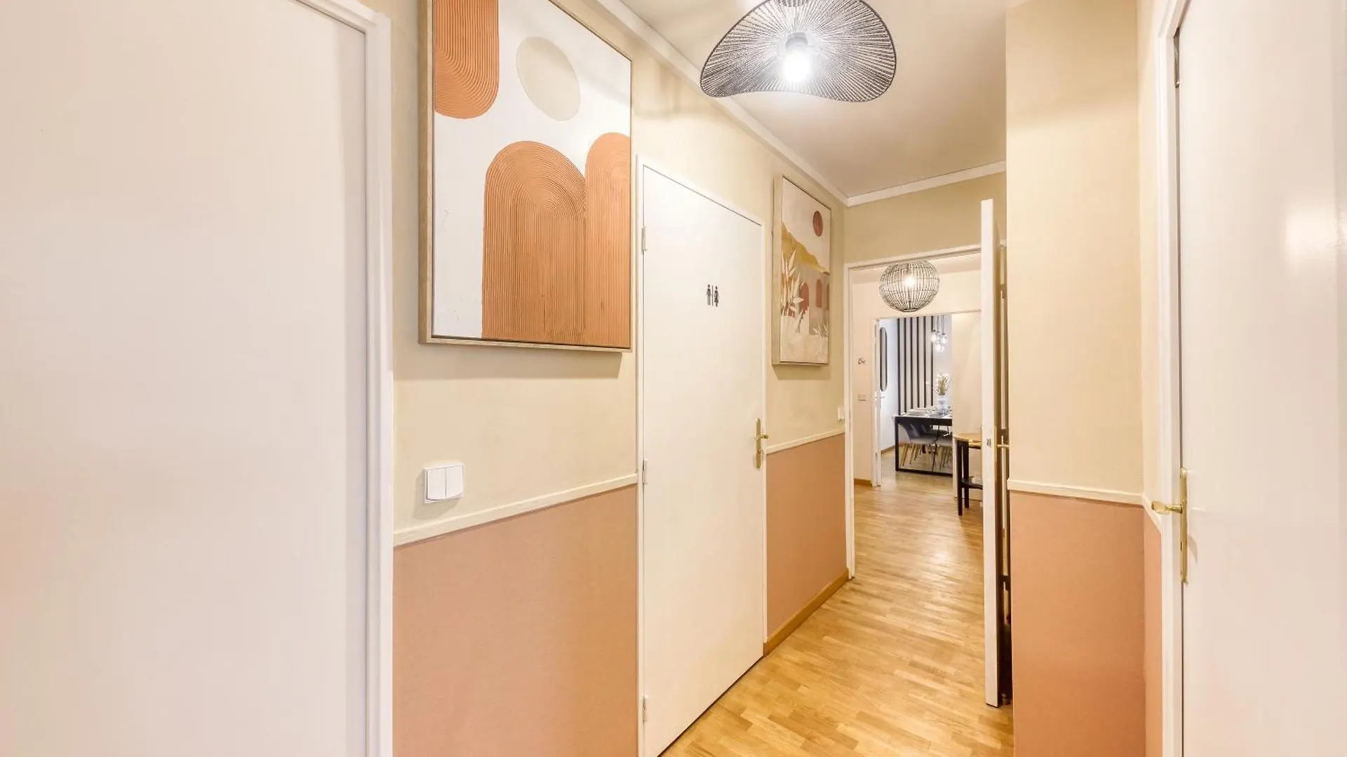 L'Ilot Zen- Ideal Pour Famille-Groupe-Pro-Double Parking-Highwifi-Aeroport Orly 8Min-Paris30Min Fresnes  Apartment Fresnes (Val-de-Marne)