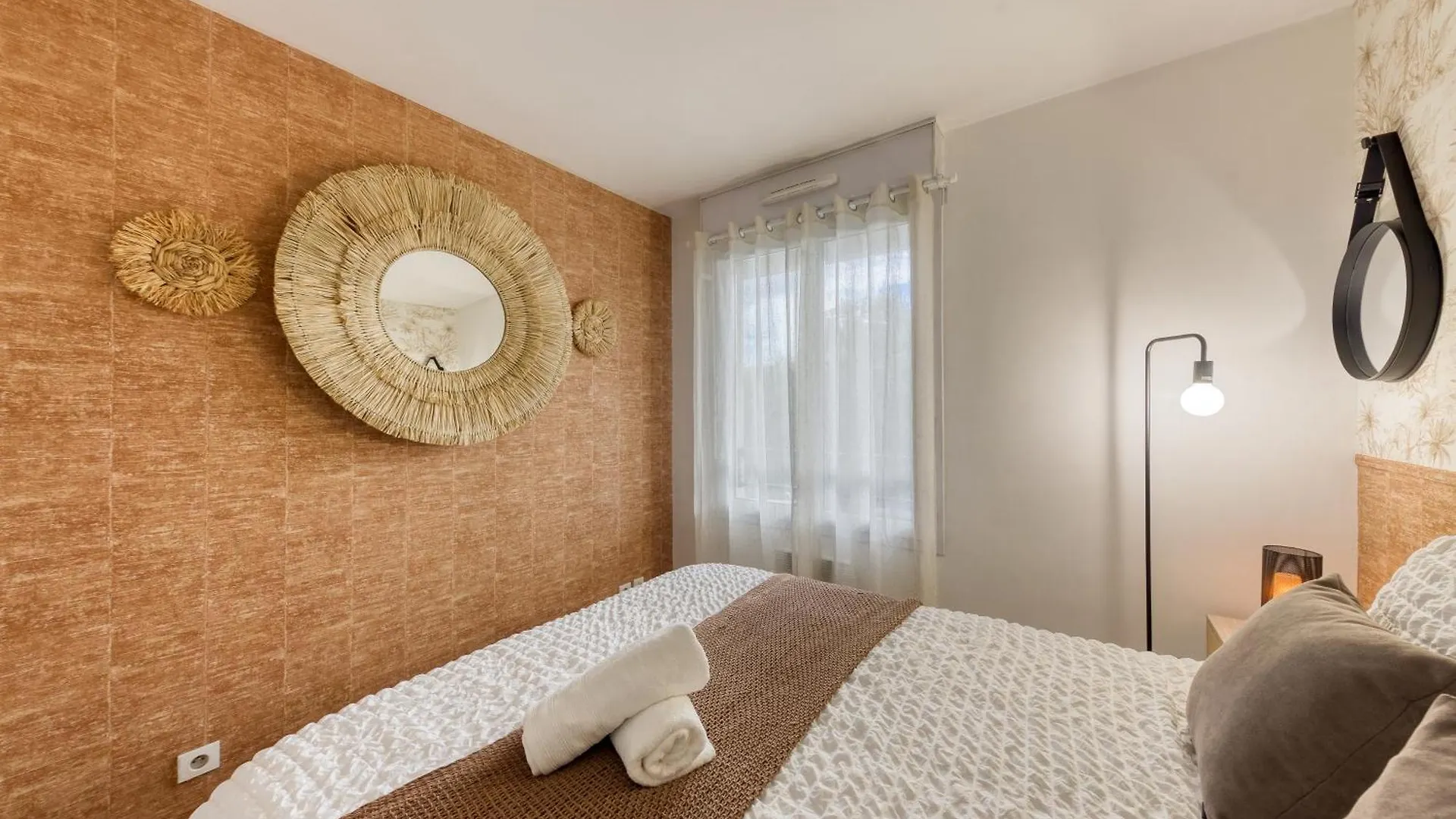 L'Ilot Zen- Ideal Pour Famille-Groupe-Pro-Double Parking-Highwifi-Aeroport Orly 8Min-Paris30Min Fresnes  0*, Fresnes (Val-de-Marne)